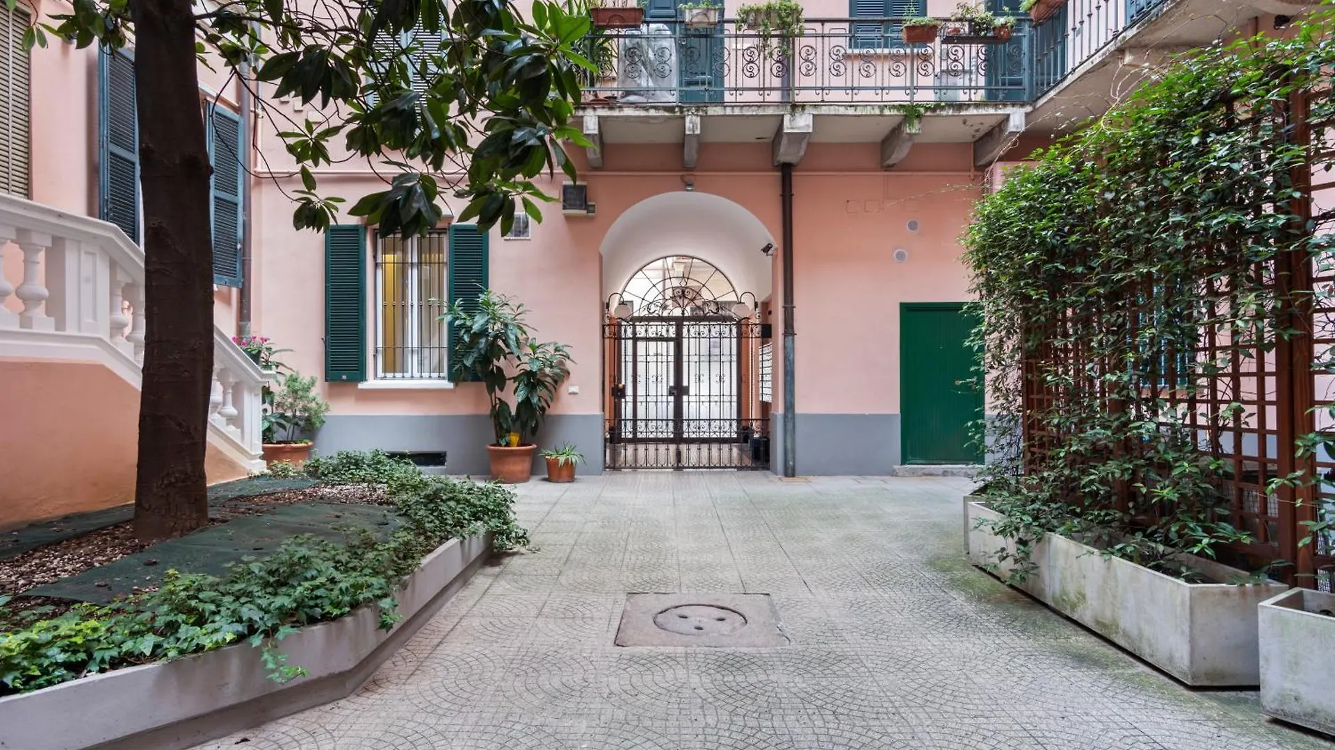 Remy Studio - Design District Apartment Milan 0*,